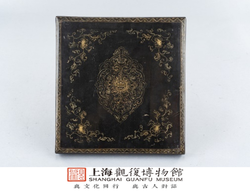黑漆描金缠枝团寿纹文具盖盒