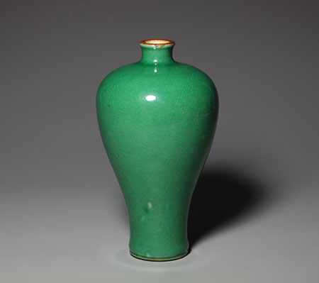 郎窑绿釉梅瓶