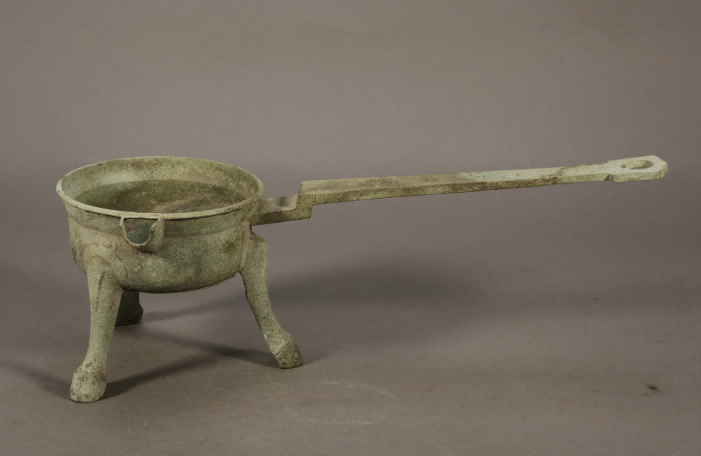 青铜长柄鐎斗 唐代